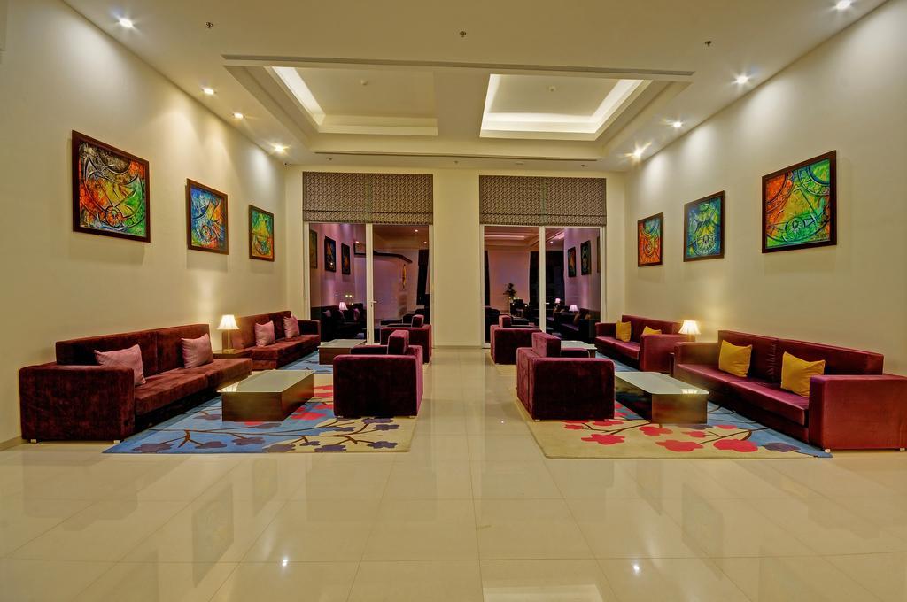 Regenta Central Hestia Dahej, Bhensali Kültér fotó