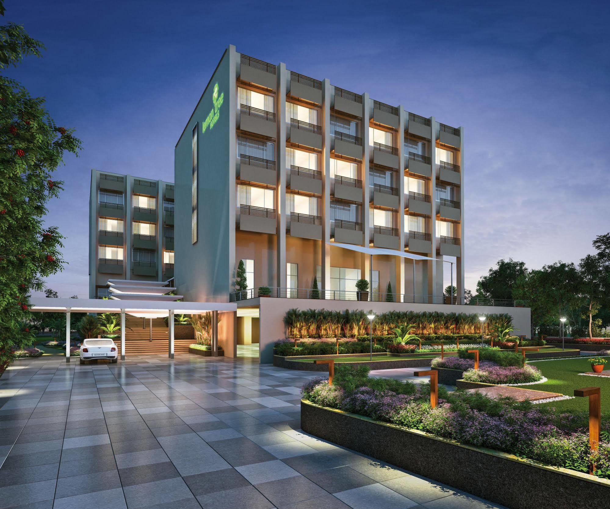 Regenta Central Hestia Dahej, Bhensali Kültér fotó