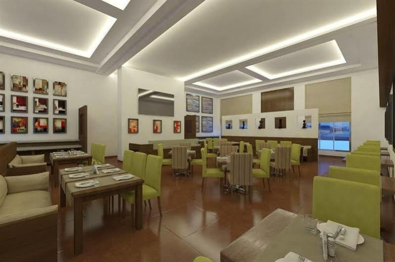 Regenta Central Hestia Dahej, Bhensali Kültér fotó